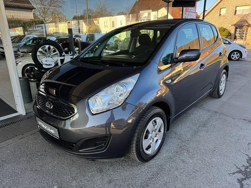 Gebraucht Kia Venga 90 PS (66 kW) 2013 Grau Kleinwagen
