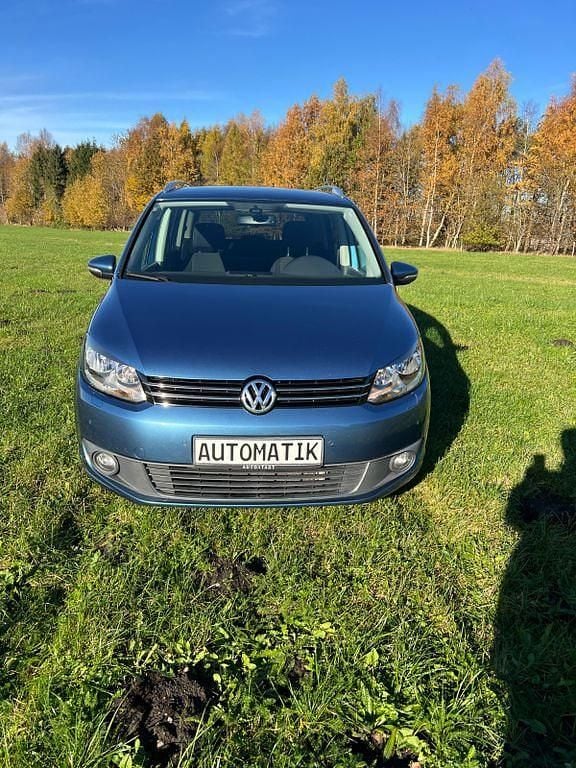 Gebraucht VW Touran Cup 105 PS (77 kW) 2014 Blau Van / Kleinbus