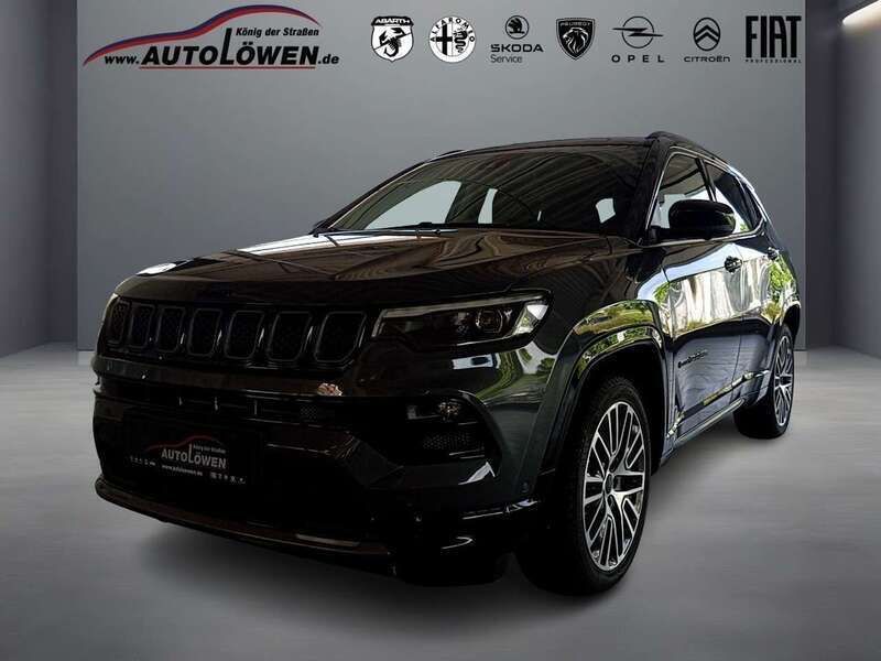 Zweifarblackierung graphite g Gebraucht 2024 Jeep Compass Summit SUV | 28.750 € (Guter Preis) - Bild 1/4