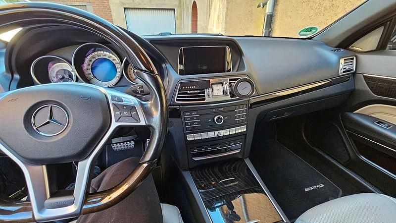 Gebraucht Mercedes E320 Sport Edition 272 PS (200 kW) 2015 Grau Cabrio