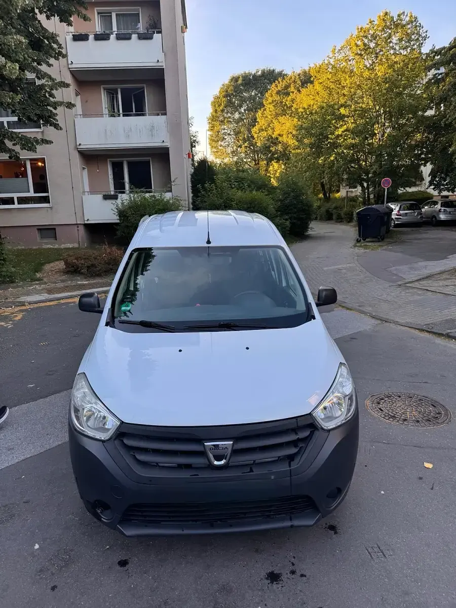 Gebraucht Dacia Dokker 83 PS (61 kW) 2013 Weiß Van / Kleinbus