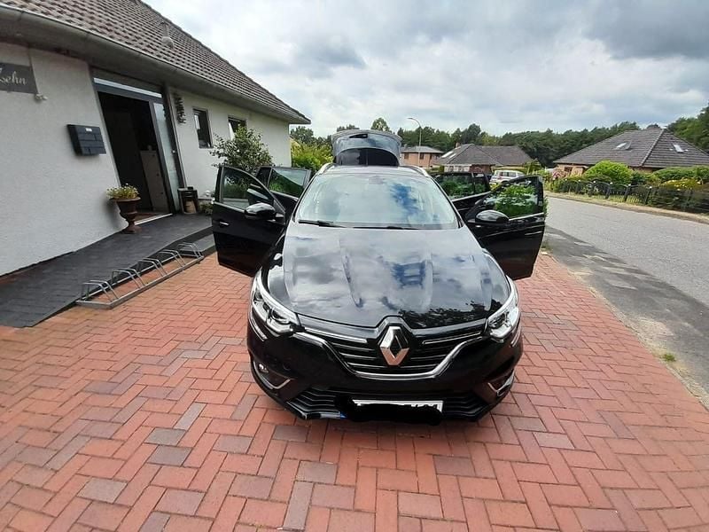Schwarz Gebraucht 2019 Renault Mégane GrandTour LIMITED Kombi | 13.000 € - Bild 1/4
