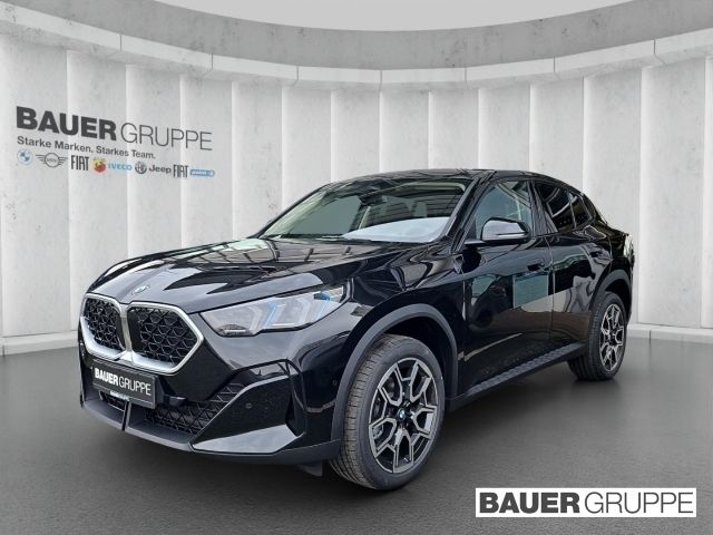 Schwarz Gebraucht 2025 BMW X2 Comfort Edition SUV | 42.930 € - Bild 1/4