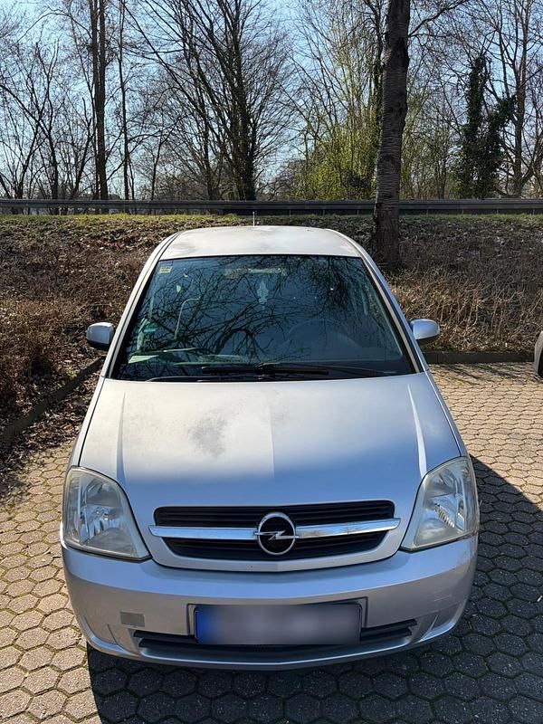 Gebraucht Opel Meriva 101 PS (74 kW) 2004 Silber Van / Kleinbus