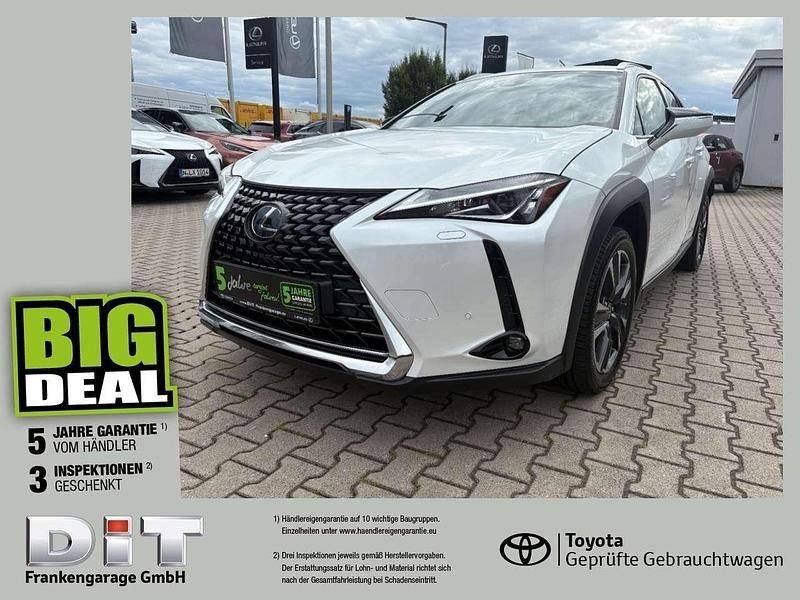 Sonic white Gebraucht 2022 Lexus UX 250h SUV | 26.990 € (Guter Preis) - Bild 1/4