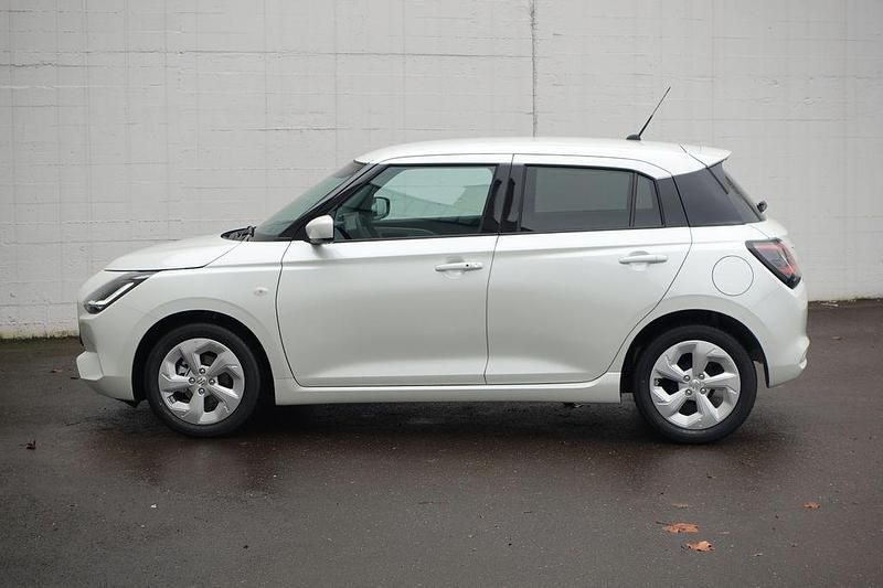 Neu Suzuki Swift Comfort 83 PS (61 kW) 2026 Weiß Kleinwagen