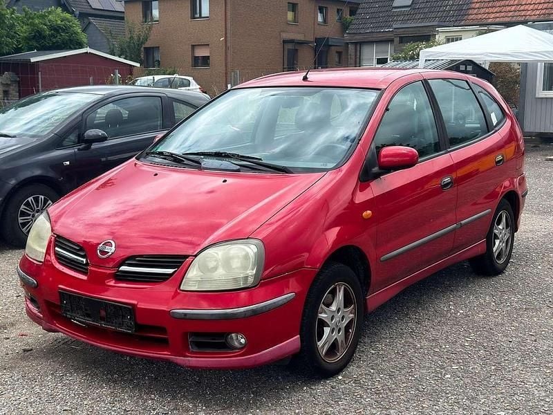 Rot Gebraucht 2005 Nissan Almera Tino Acenta Van / Kleinbus | 990 € (Guter Preis) - Bild 1/4