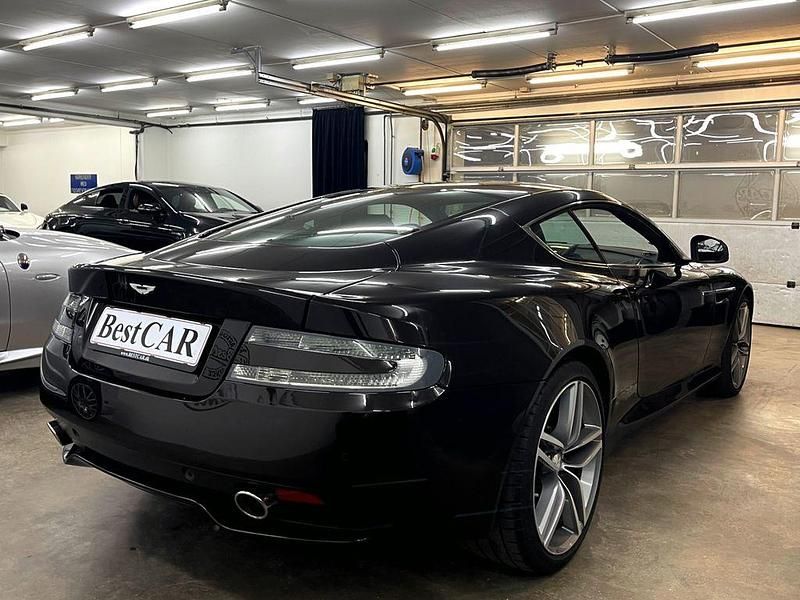 Gebraucht Aston Martin DB9 498 PS (366 kW) 2013 Braun Coupé