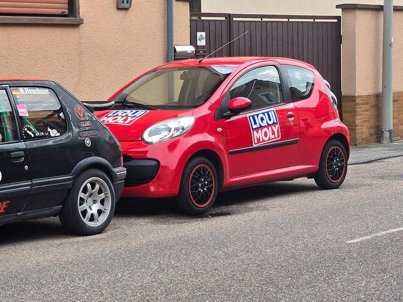 Gebraucht Citroën C1 68 PS (50 kW) 2008 Rot Kleinwagen