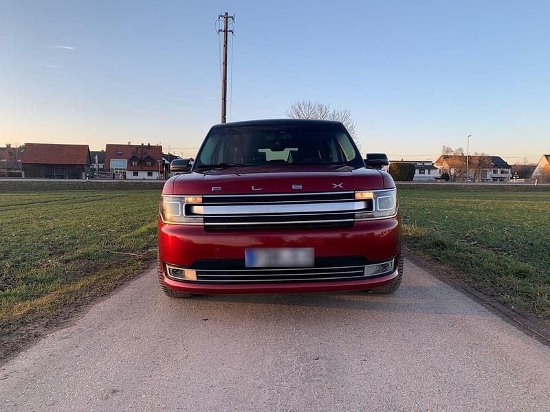 Second-hand Ford Flex Limited 489 CP (359 kW) 2013 Roșu SUV