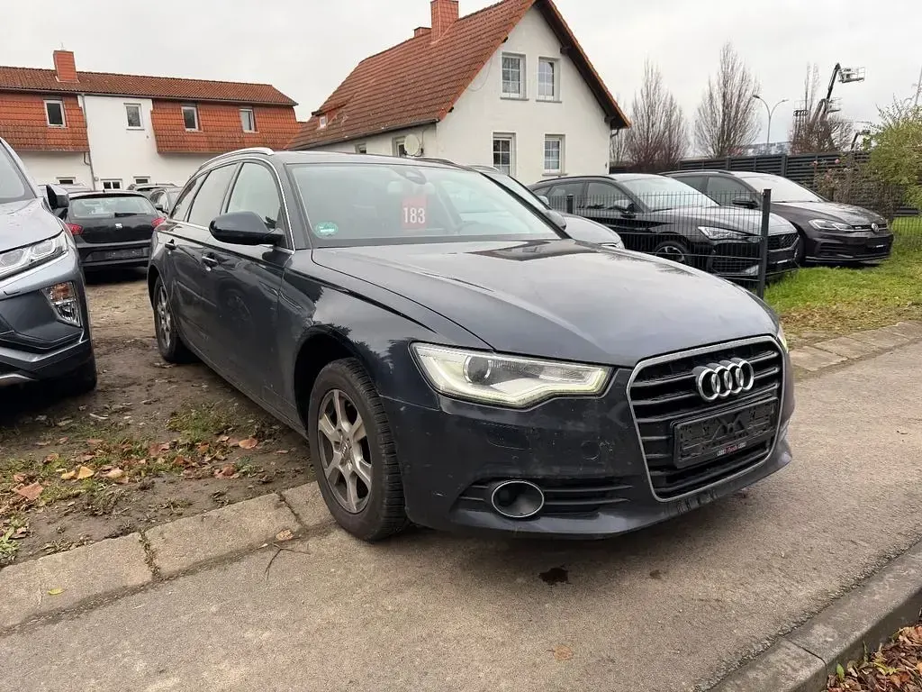 Gebraucht Audi A6 Sport 190 PS (139 kW) 2014 Blau Kombi