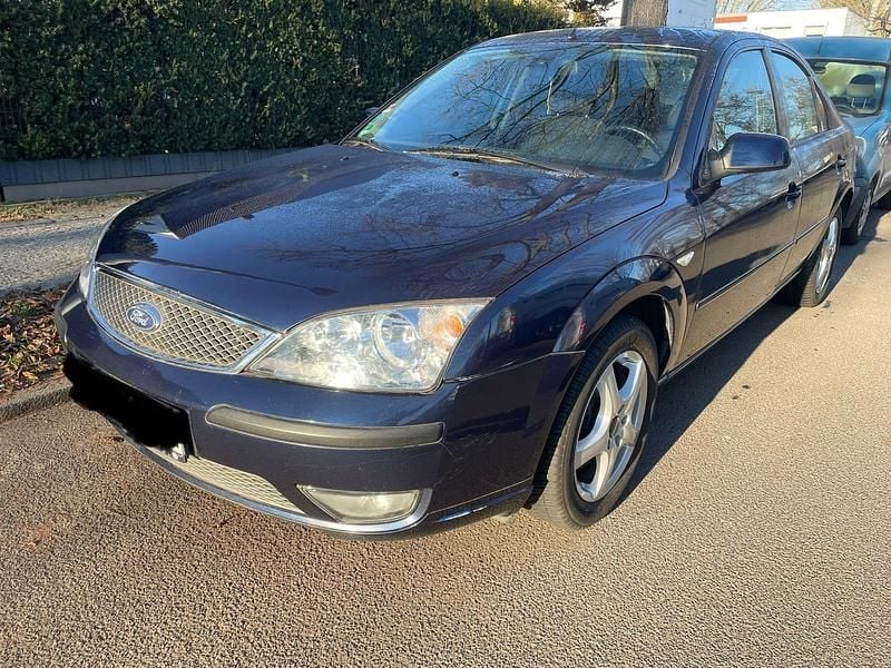 Gebraucht Ford Mondeo 125 PS (91 kW) 2006 Blau Limousine