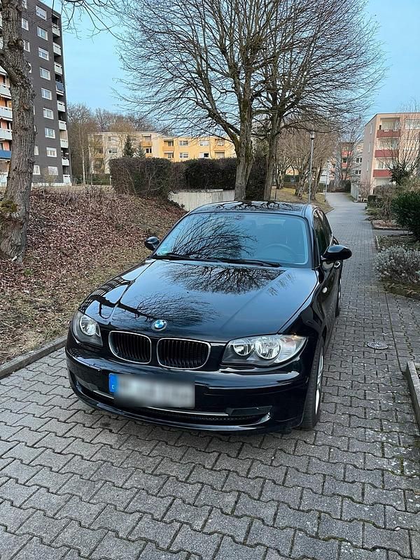 Gebraucht BMW 116 116 PS (85 kW) 2007 Schwarz Kleinwagen