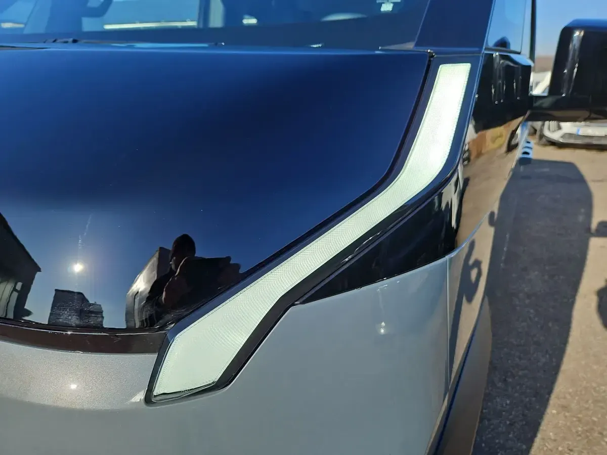 Gebraucht Kia PV5 119 kW (162 PS) 2026 Graumetallic Van / Kleinbus