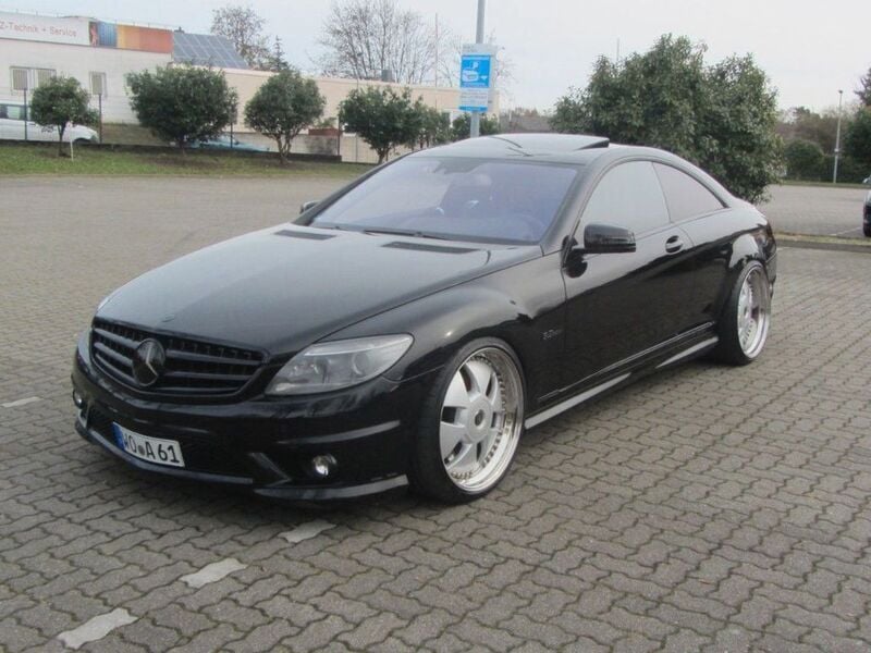 Schwarz Gebraucht 2010 Mercedes CL63 AMG AMG Coupé | 22.999 € (Superpreis) - Bild 1/4