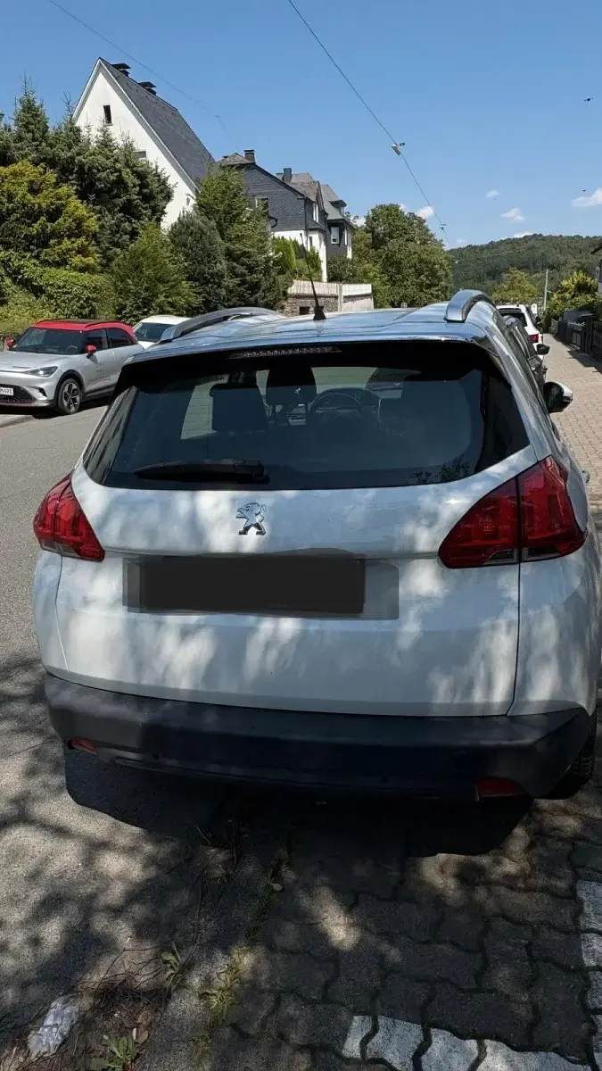 Gebraucht Peugeot 2008 82 PS (60 kW) 2014 Weiß SUV
