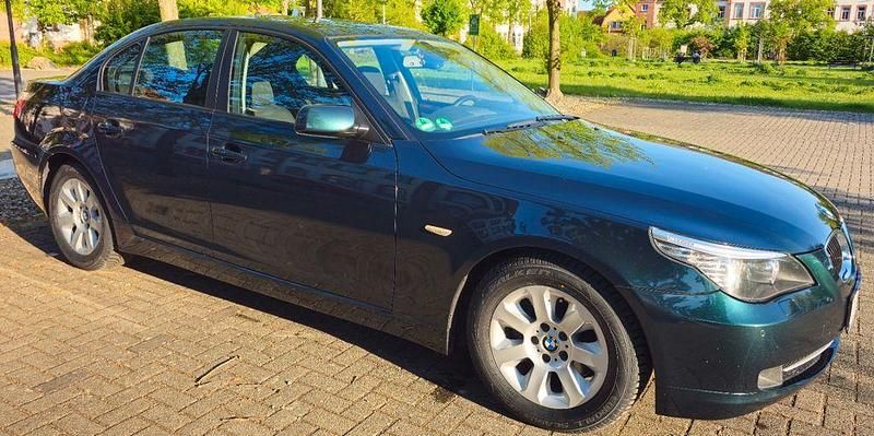 Gebraucht BMW 530 218 PS (160 kW) 2007 Grün Limousine