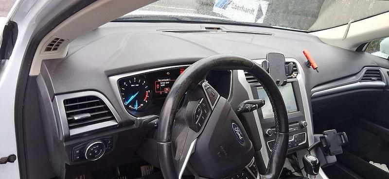 Gebraucht Ford Mondeo Titanium 150 PS (110 kW) 2016 Kombi