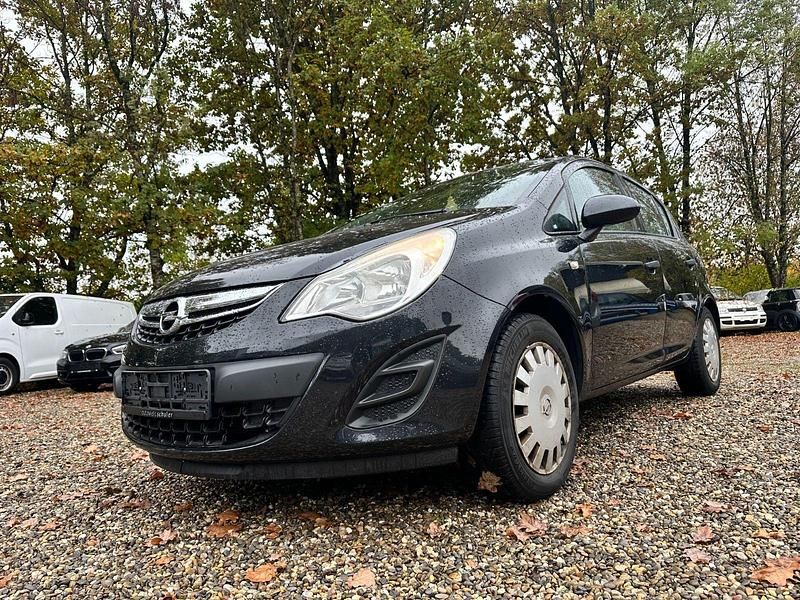 Schwarz Gebraucht 2012 Opel Corsa Selection Kleinwagen | 3.950 € (Fairer Preis) - Bild 1/4