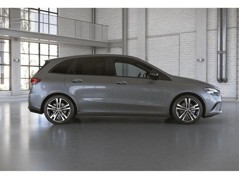 Gebraucht Mercedes B200 Progressive 163 PS (119 kW) 2020 Grau Van / Kleinbus