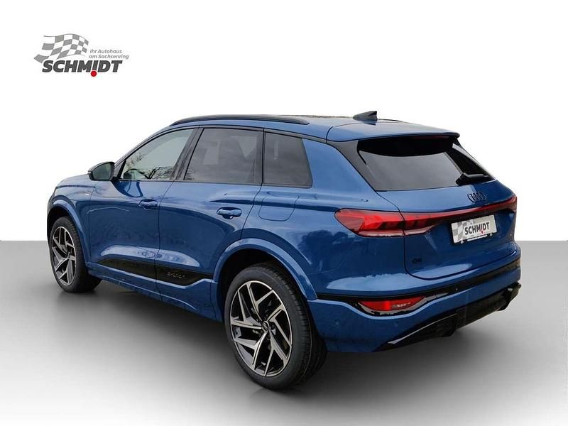 Gebraucht Audi Q6 e-tron S-Line 284 kW (387 PS) 2025 Ascariblau metallic SUV