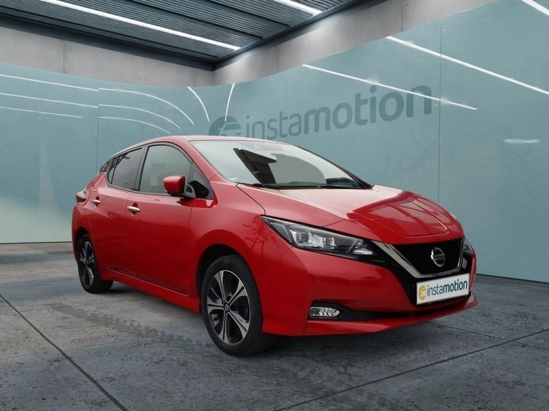 Rot Gebraucht 2021 Nissan Leaf 360º Kleinwagen | 18.500 € (Fairer Preis) - Bild 1/4
