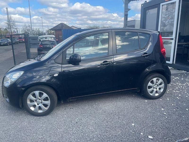 Gebraucht Opel Agila Edition 86 PS (63 kW) 2010 Schwarz Kleinwagen