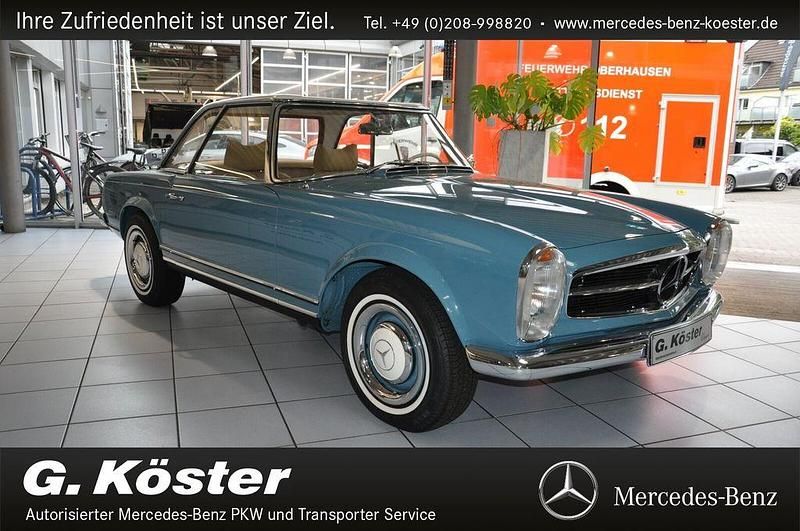 Hellblau Gebraucht 1966 Mercedes 230 Cabrio | 198.000 € - Bild 1/4