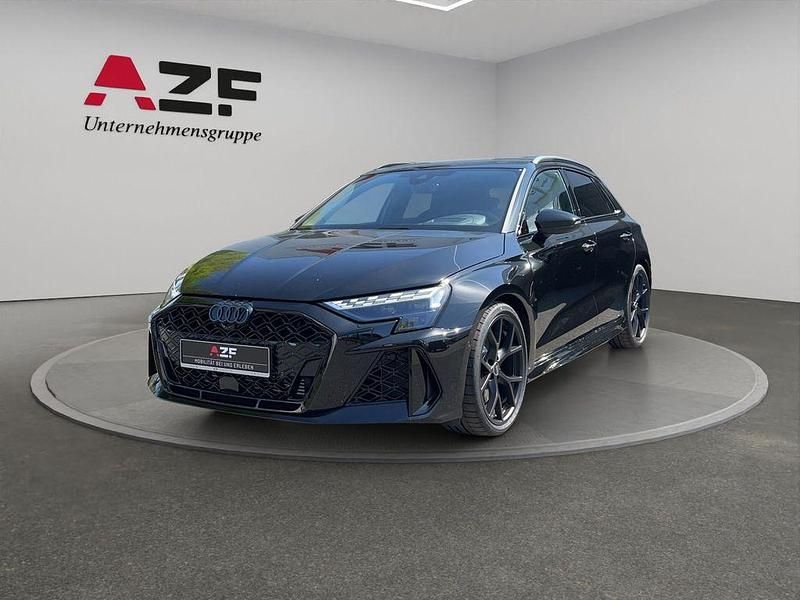 Gebraucht Audi RS3 Sport 400 PS (294 kW) 2025 Schwarz Limousine