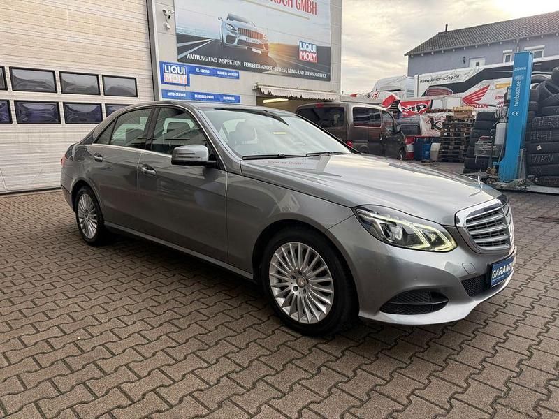 Gebraucht Mercedes E400 333 PS (244 kW) 2013 Palladiumsilber Limousine