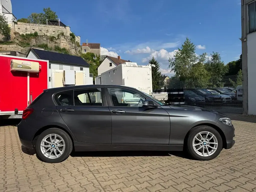 Gebraucht BMW 118 136 PS (100 kW) 2015 Grau Kleinwagen