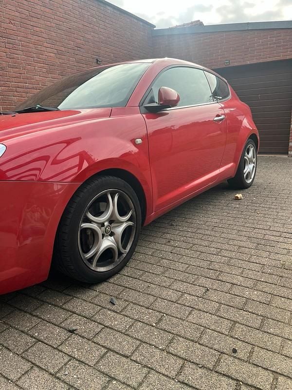 Rot Gebraucht 2008 Alfa Romeo MiTo Kleinwagen | 1.999 € (Superpreis) - Bild 1/4