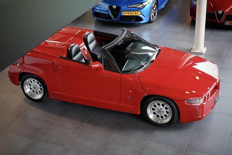 Rot Gebraucht 1994 Alfa Romeo SZ/RZ Cabrio | 78.500 € - Bild 1/4