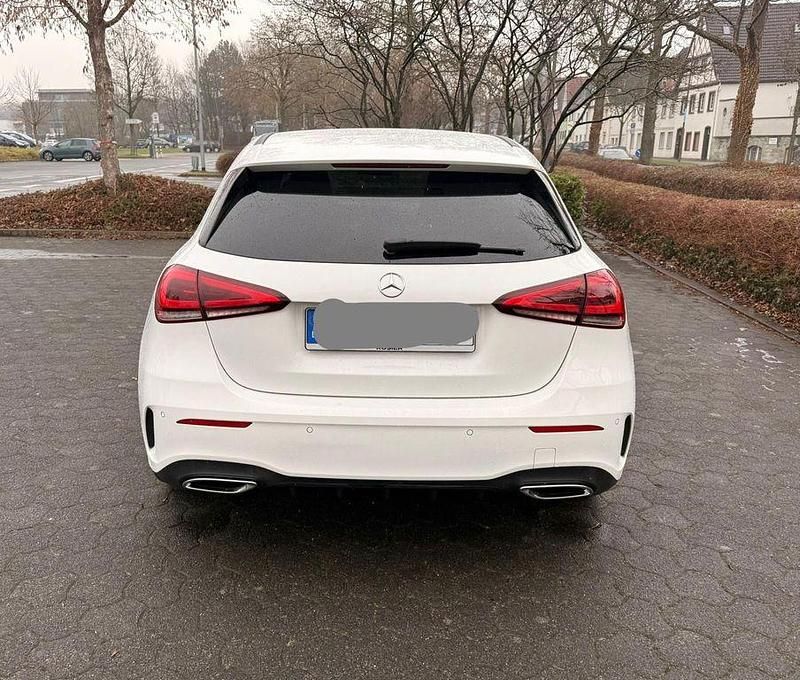 Gebraucht Mercedes A250 AMG line 224 PS (164 kW) 2018 Weiß Limousine