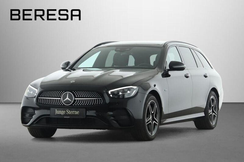 Unilack schwarz Gebraucht 2020 Mercedes E300 AMG Kombi | 35.880 € - Bild 1/4