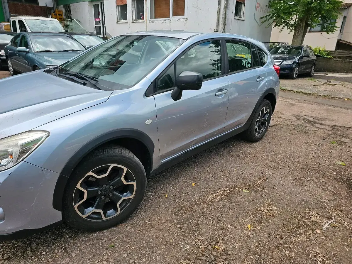 Gebraucht Subaru XV 116 PS (85 kW) 2012 Silber SUV