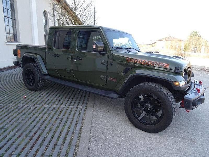 Gebraucht Jeep Gladiator Overland 264 PS (194 kW) 2021 Grün Pickup