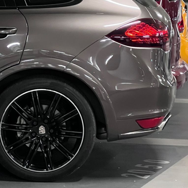 Braun Gebraucht 2014 Porsche Cayenne S SUV | 26.500 € (Superpreis) - Bild 1/4