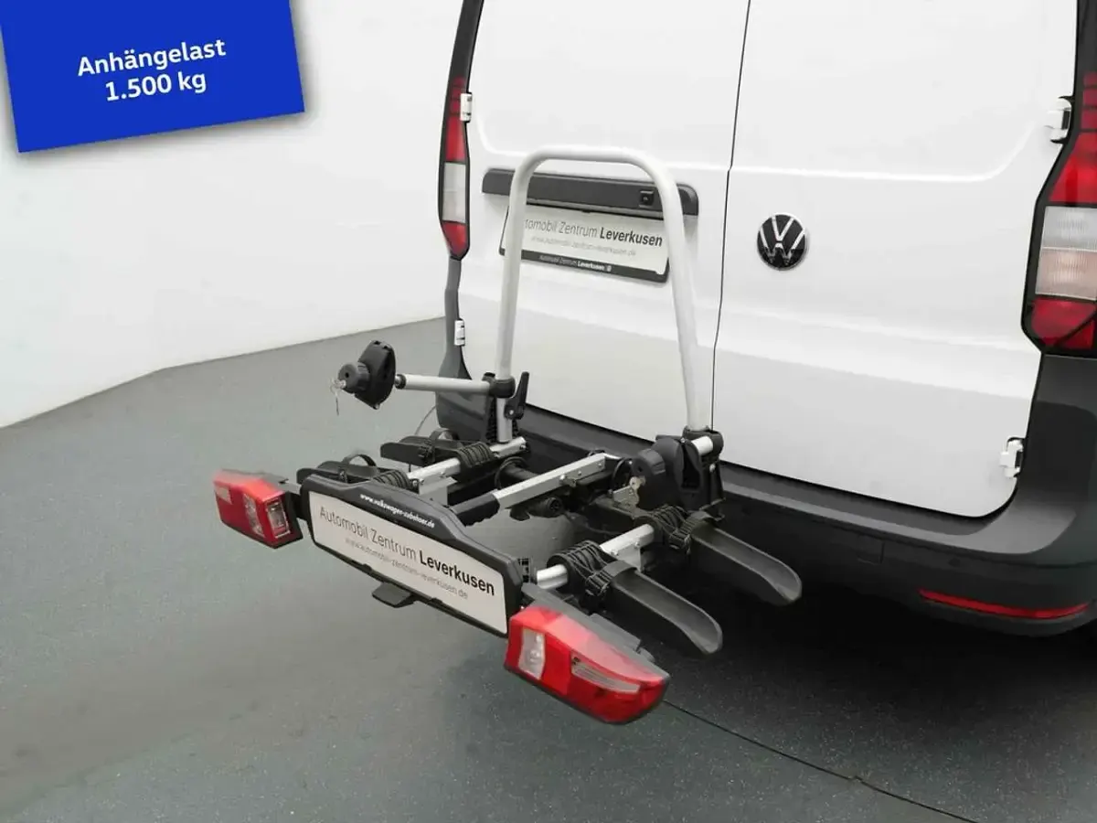 Gebraucht VW Caddy Maxi 102 PS (75 kW) 2023 Weiß Van / Kleinbus