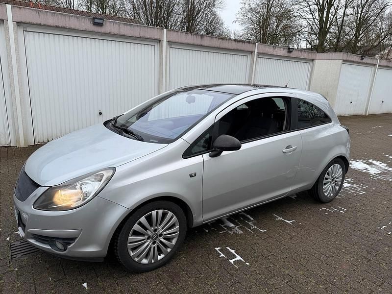 Gebraucht Opel Corsa 90 PS (66 kW) 2010 Silber Kleinwagen