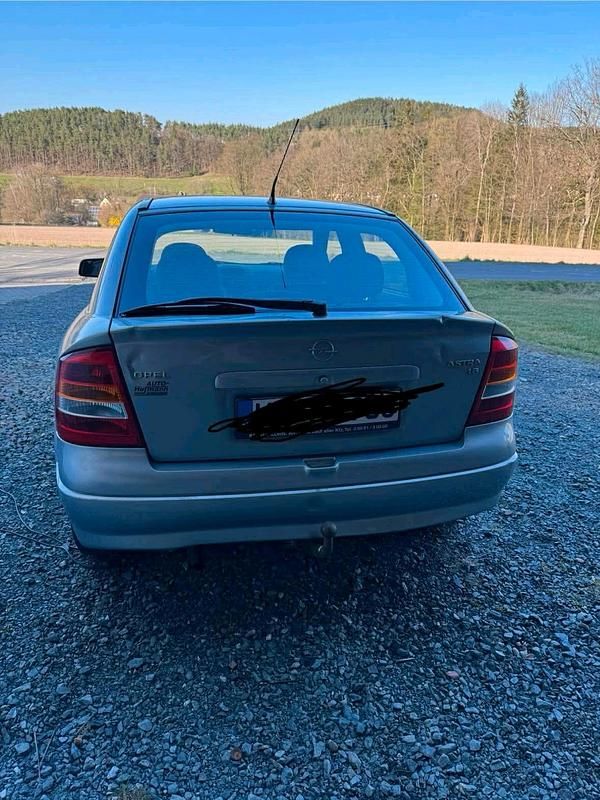 Gebraucht Opel Astra 86 PS (63 kW) 2001 Silber Kleinwagen