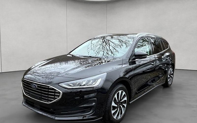 Gebraucht Ford Focus Titanium 125 PS (91 kW) 2024 Schwarz Kombi