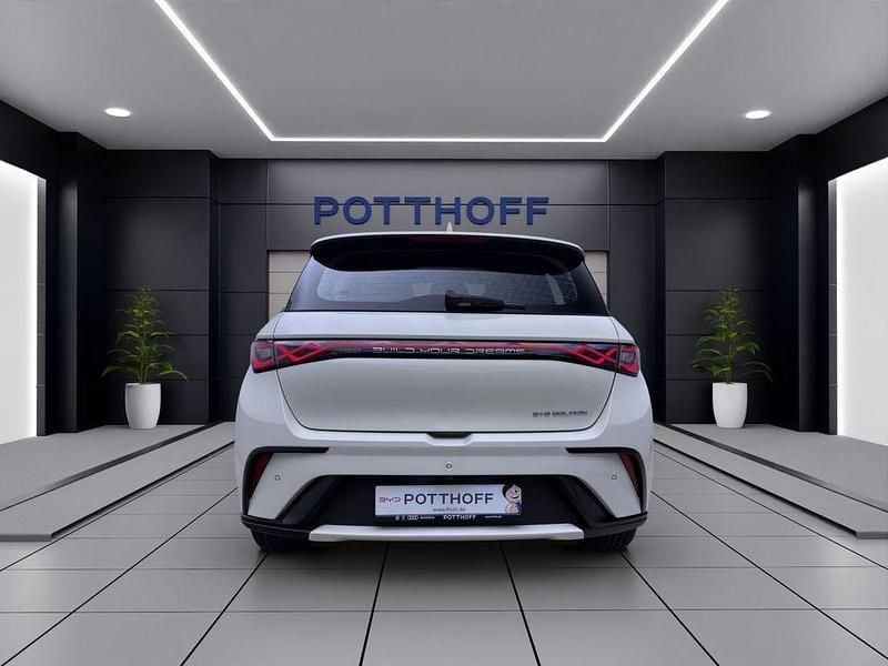 Neu BYD Dolphin Comfort 150 kW (204 PS) 2026 Cream white Kleinwagen