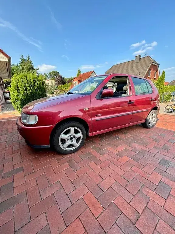 Gebraucht VW Polo 60 PS (44 kW) 1997 Rot Limousine
