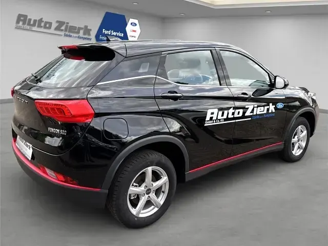 Gebraucht DFSK Fengon 106 PS (77 kW) 2025 Rot SUV