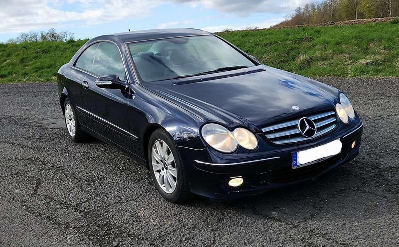 Gebraucht Mercedes CLK200 184 PS (135 kW) 2008 Blau Coupé