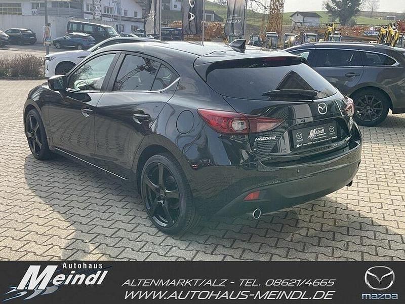 Gebraucht Mazda 3 Center-Line 120 PS (88 kW) 2015 Onyxschwarz metallic Limousine
