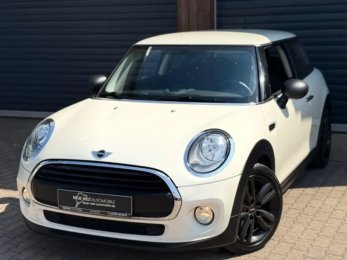 Gebraucht Mini John Cooper Works Salt 95 PS (69 kW) 2015 Weiß Kleinwagen