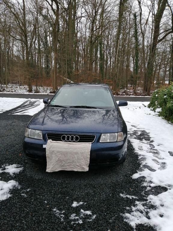 Blau Gebraucht 1997 Audi A3 Kleinwagen | 600 € (Guter Preis) - Bild 1/4