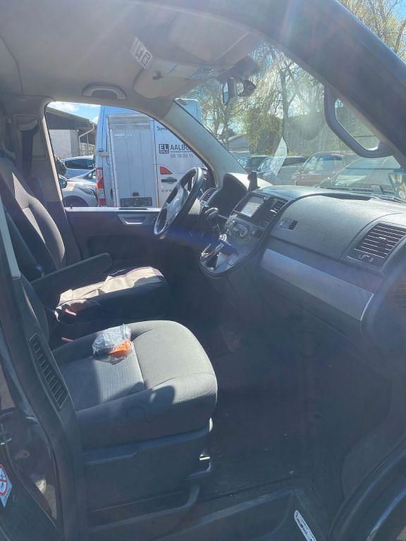 Gebraucht VW Transporter Comfortline 131 PS (96 kW) 2004 Schwarz Van